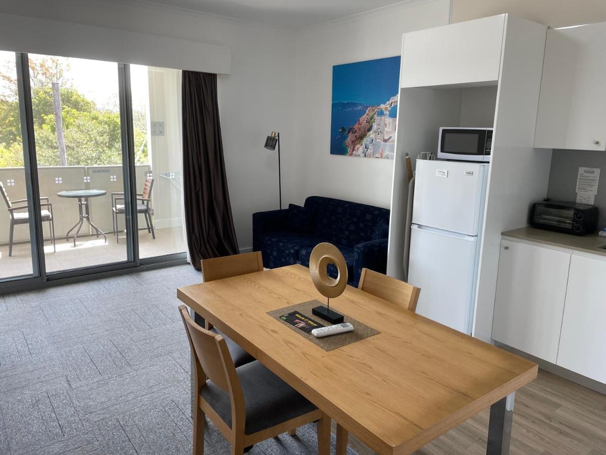Morisset Serviced Apartments Bagian luar foto